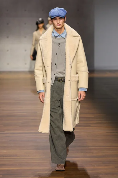 Look 36